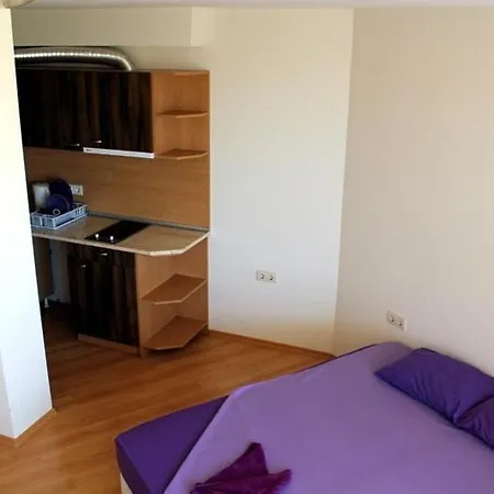 Apartcomplex Perla شقة فندقية